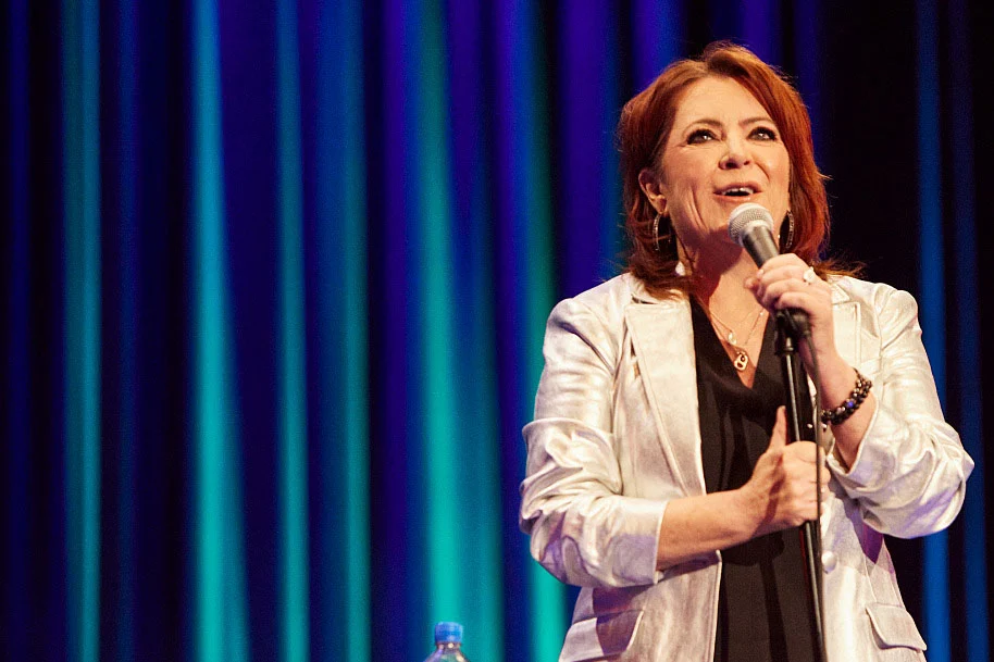 Kathleen Madigan performing on tour